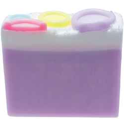 Button Babe Soap Sliced | Presentimes